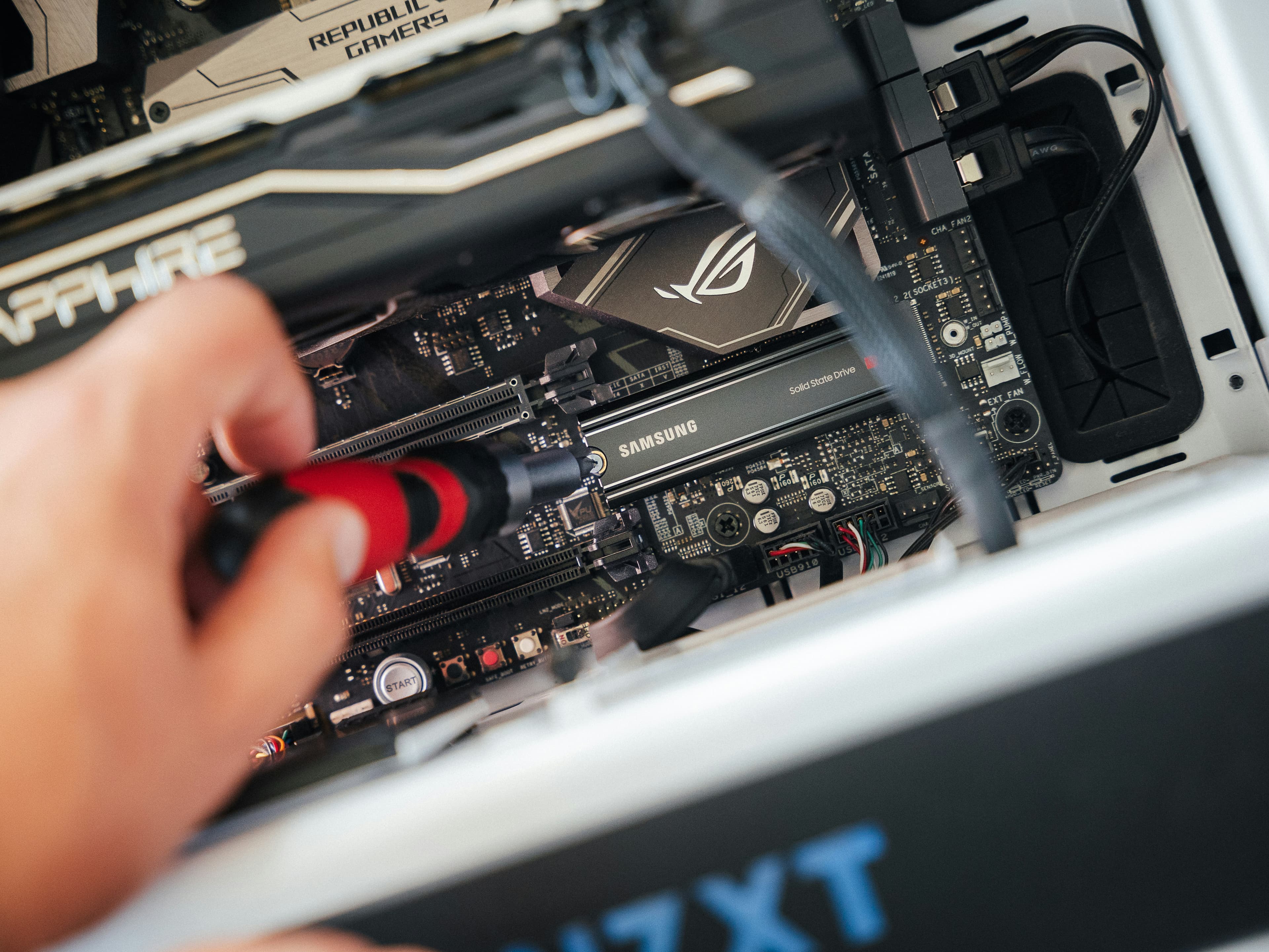 Computer Maintenance & IT Support
